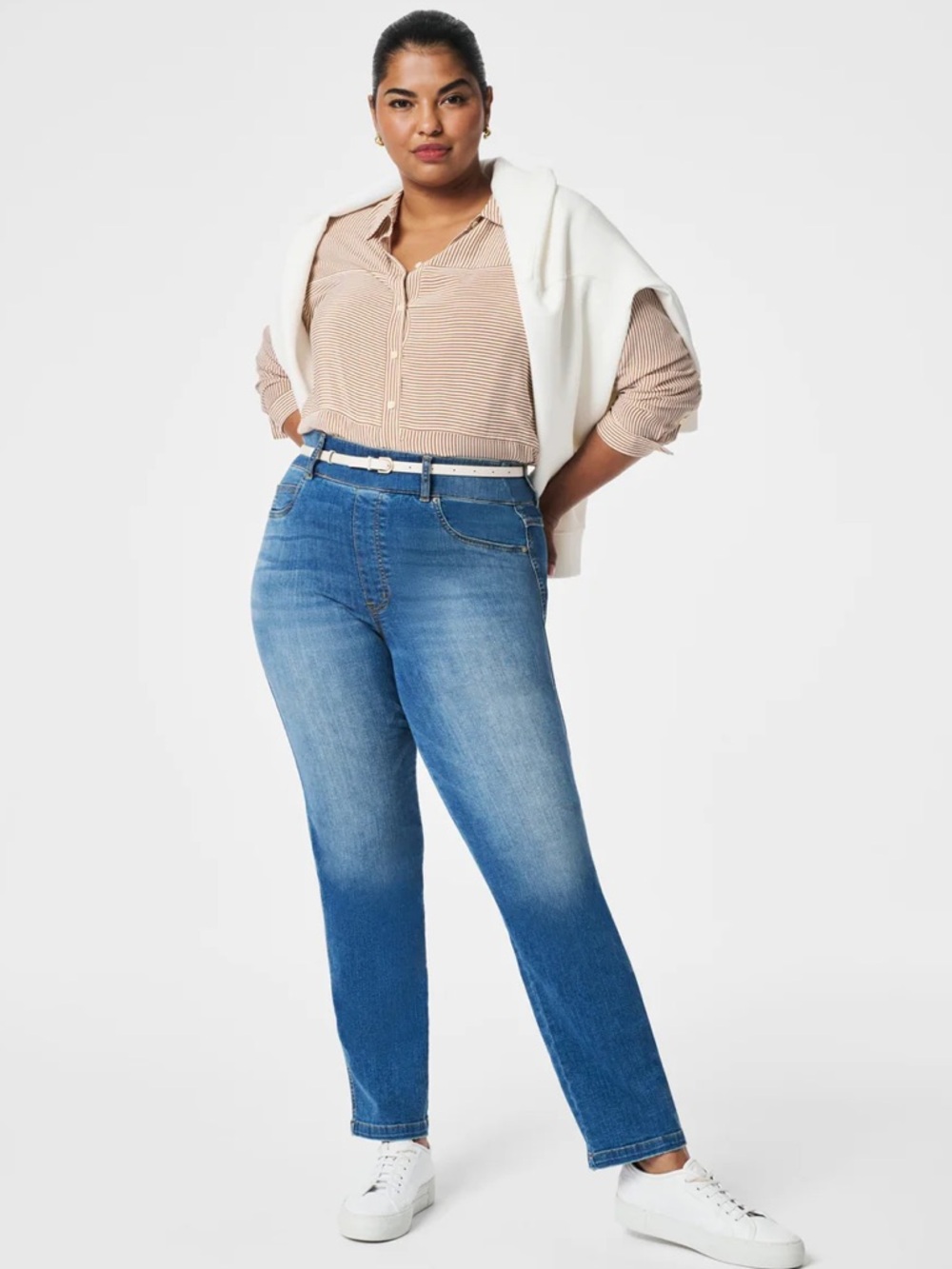 Spanx Size L Straight Leg Pull-On Jeans - Blue
